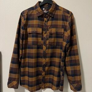 Men Shirt Flannel Small (elegant shirt)